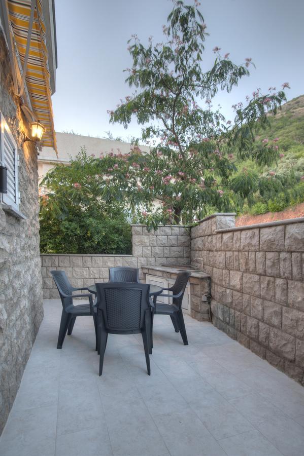 Apartment Dzaleta Ilha Sveti Stefan Exterior foto